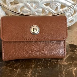 Stone mountain leather wallet brand new
